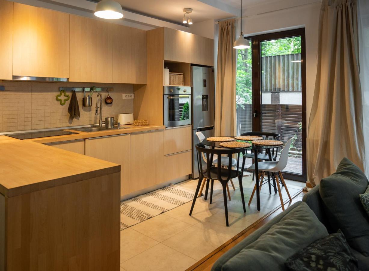 Green Corner Apartment Boekarest Buitenkant foto