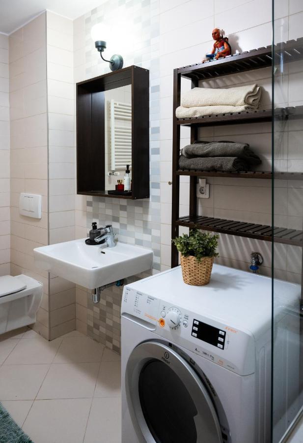 Green Corner Apartment Boekarest Buitenkant foto
